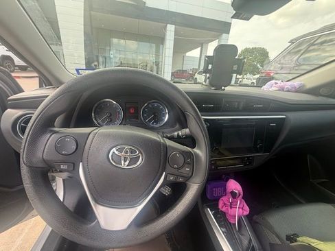 Used 2017 Toyota Corolla L image 6