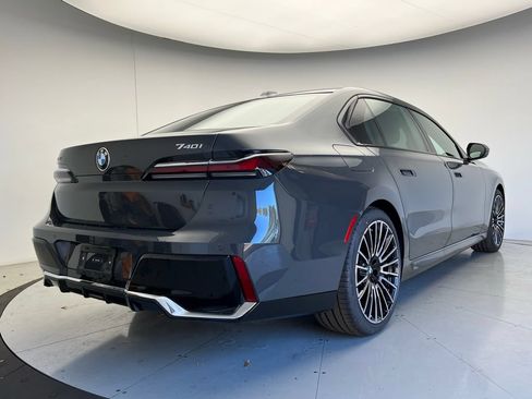New 2026 BMW 740i xDrive AWD/4WD image 30