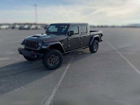 New 2026 Jeep Gladiator Mojave image 4