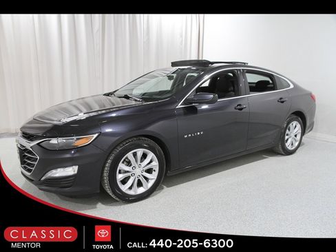 Used 2023 Chevrolet Malibu LT image 3