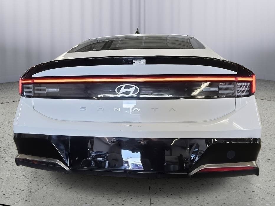 Used 2025 Hyundai Sonata SEL FWD image 4