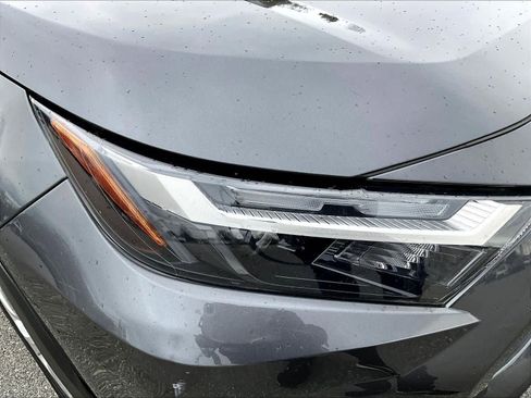 Used 2023 Toyota RAV4 LE AWD/4WD image 33