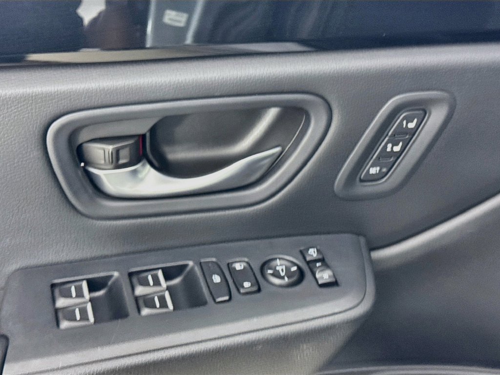 Used 2024 Honda Pilot TrailSport image 23