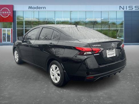Certified 2024 Nissan Versa S w/ Trunk Package image 7