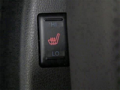 Used 2023 Nissan GT-R Premium w/ Premium Interior Package image 18