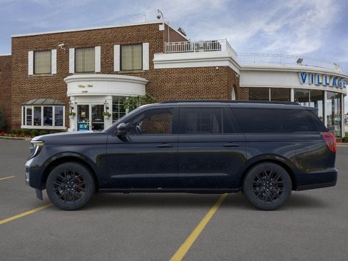 New 2025 Ford Expedition Max Platinum w/ Stealth Performance Package image 3