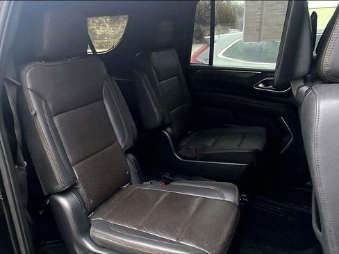 Used 2021 Chevrolet Suburban High Country image 23