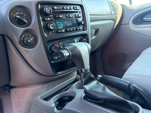 Used 2005 Chevrolet TrailBlazer LT image 28