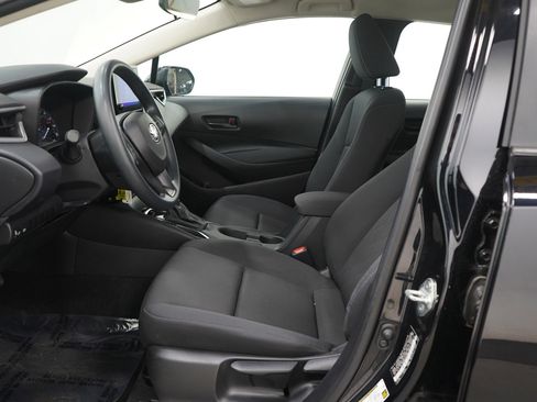 Used 2023 Toyota Corolla LE image 23