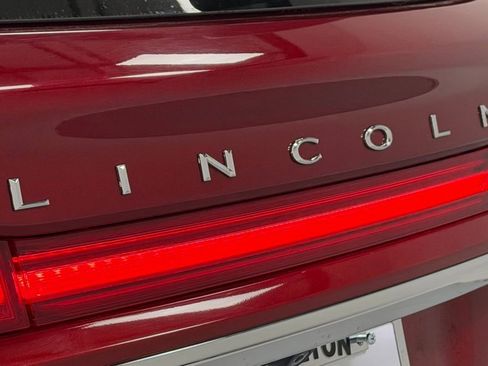 Used 2019 Lincoln MKC Select w/ Select Plus Package image 8