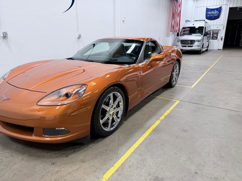 Used 2008 Chevrolet Corvette Coupe w/ Preferred Equipment Group RWD image 19