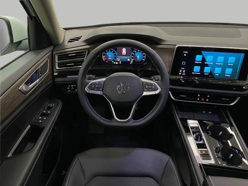 New 2026 Volkswagen Atlas SEL AWD/4WD image 14