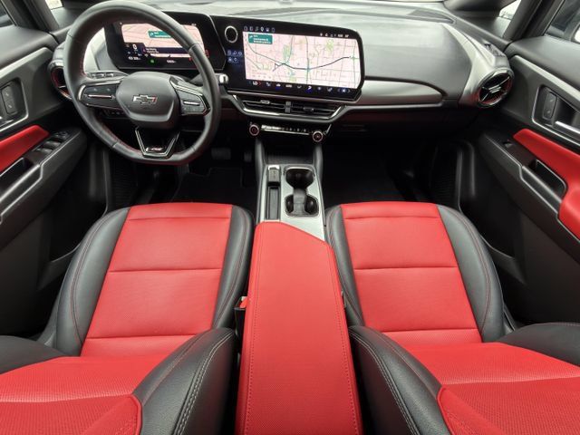 Certified 2024 Chevrolet Equinox EV RS FWD image 10