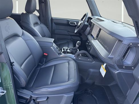 New 2025 Ford Bronco Badlands image 28