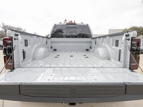 Used 2026 Ford F450 Platinum image 6