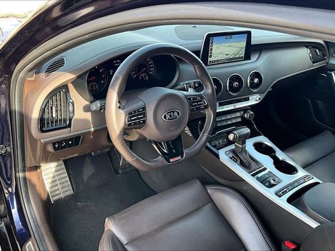 Used 2020 Kia Stinger GT image 18