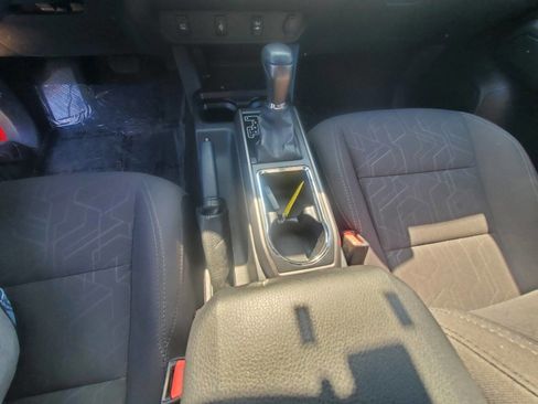 Used 2017 Toyota Tacoma TRD Sport w/ Exterior Package image 16