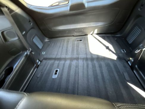 Used 2017 Nissan Pathfinder SL w/ SL Tech Package AWD/4WD image 23