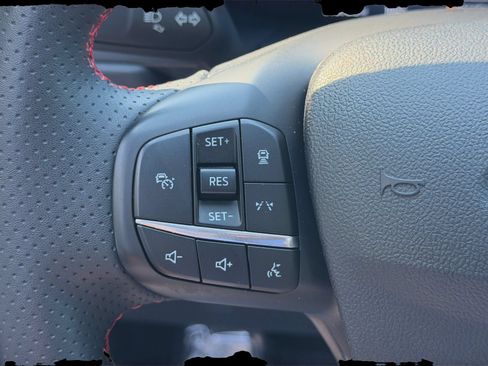 Used 2024 Ford Escape ST-Line w/ Tech Pack #1 AWD/4WD image 30