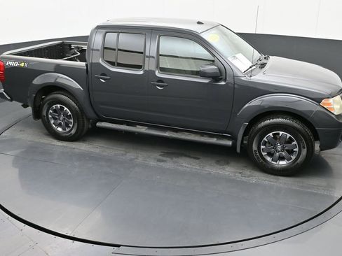 Used 2015 Nissan Frontier PRO-4X image 35