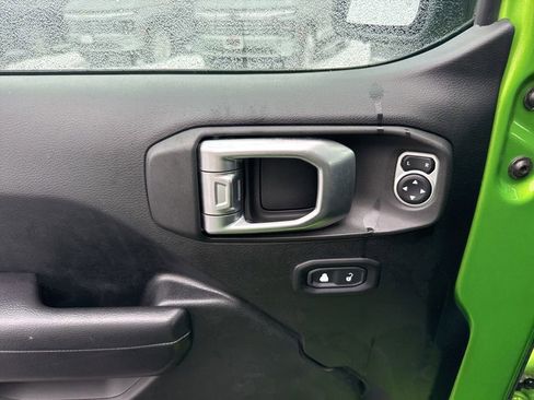 Used 2019 Jeep Wrangler Unlimited Sport S image 18