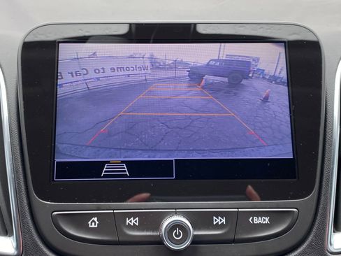 Used 2021 Chevrolet Malibu LT image 26