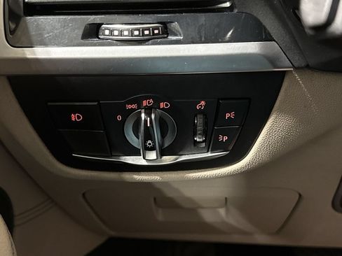Used 2019 BMW X3 xDrive30i w/ Premium Package AWD/4WD image 19
