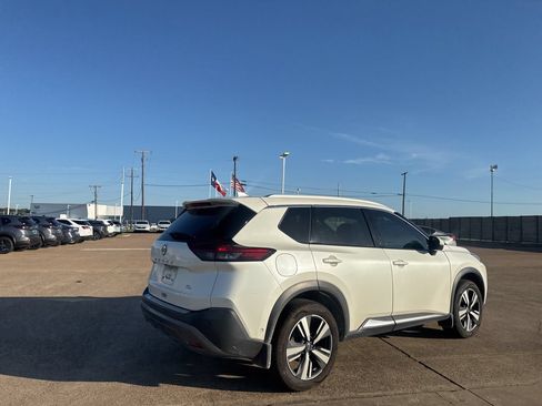 Certified 2023 Nissan Rogue SL w/ SL Premium Package FWD image 23
