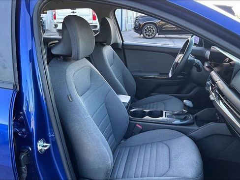 Used 2025 Kia K4 EX FWD image 28