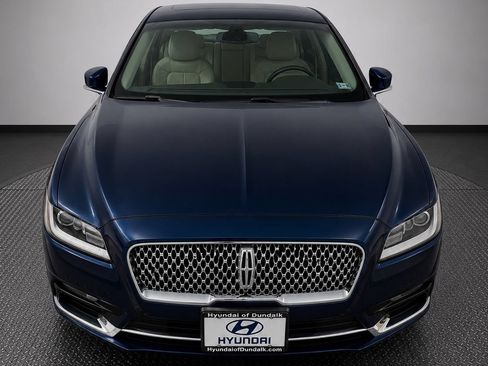 Used 2017 Lincoln Continental Select w/ Climate Package AWD/4WD image 4