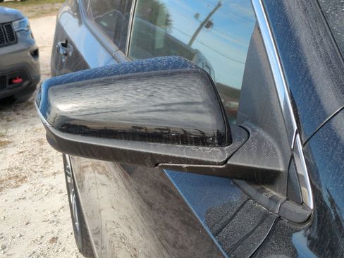 Used 2021 GMC Terrain SLT image 12