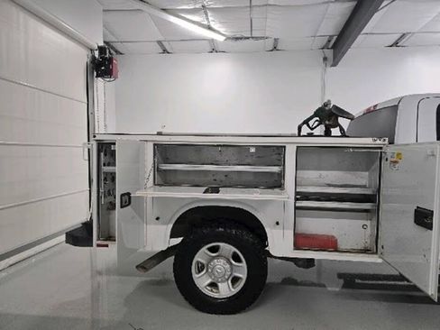 Used 2024 RAM 2500 Tradesman w/ Snow Chief Group AWD/4WD image 13