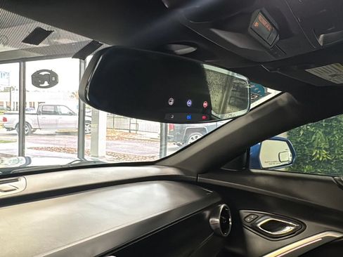 Used 2016 Chevrolet Camaro SS RWD image 21