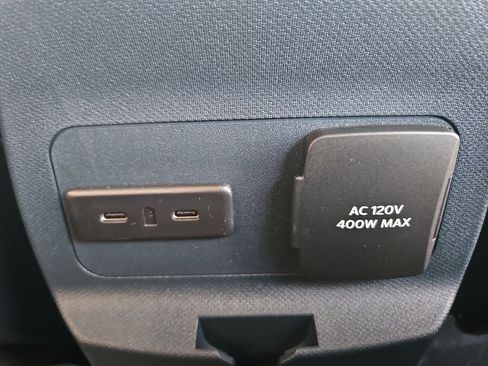 New 2025 Ford Maverick XLT w/ XLT Luxury Package image 13