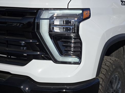 New 2026 Chevrolet Silverado 2500 LT w/ Trail Boss Package image 6