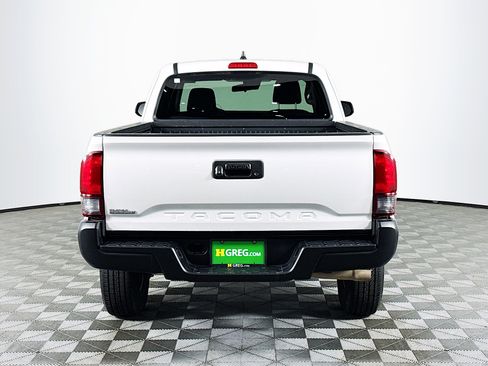 Used 2021 Toyota Tacoma SR image 8