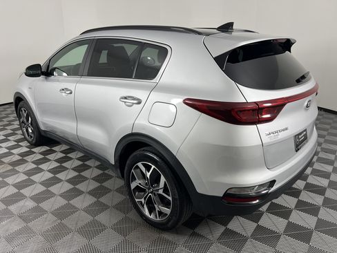 Used 2022 Kia Sportage EX AWD/4WD image 10