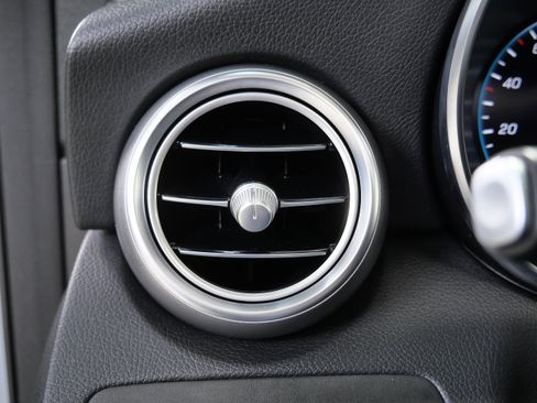 Certified 2021 Mercedes-Benz GLC 300 4MATIC image 29