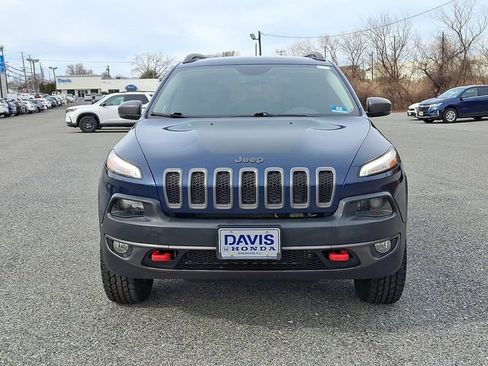 Used 2018 Jeep Cherokee Trailhawk w/ Quick Order Package 27L image 2