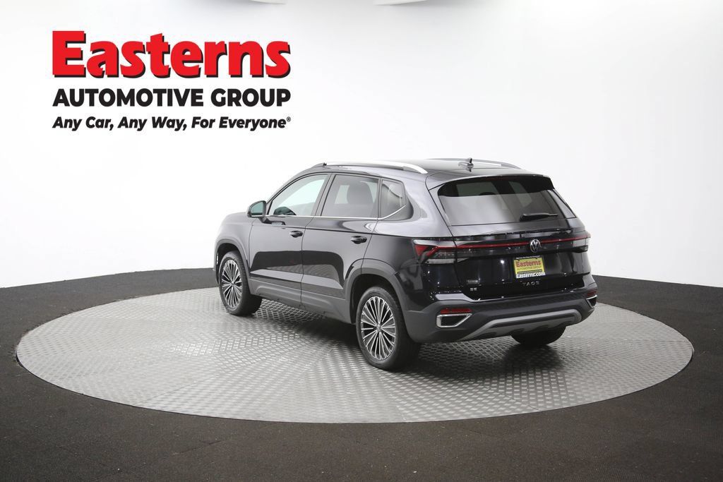 Used 2025 Volkswagen Taos SE FWD image 63