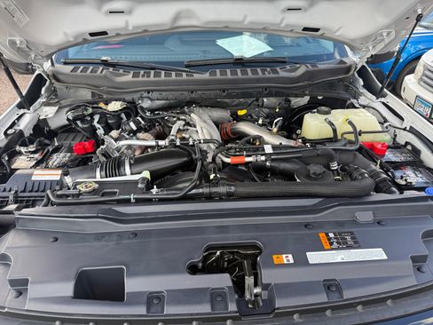 Certified 2025 Ford F250 Lariat w/ Lariat Ultimate Package image 32