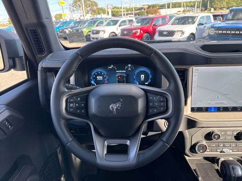 New 2025 Ford Bronco Outer Banks image 24