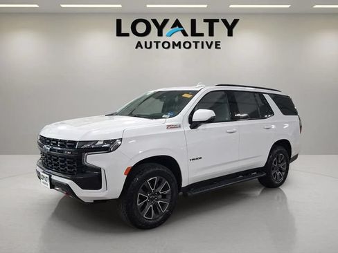 Used 2024 Chevrolet Tahoe Z71 w/ Luxury Package AWD/4WD image 1