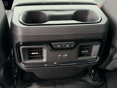 Used 2025 GMC Sierra 1500 AT4 AWD/4WD image 7