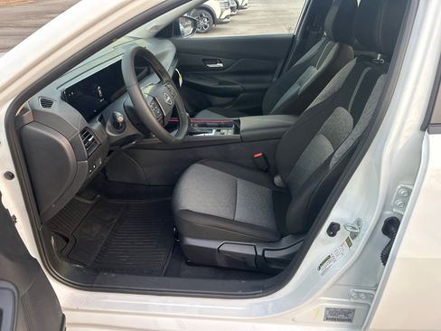 New 2026 Nissan Sentra SV image 9