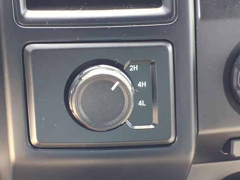 Used 2015 Ford F150 XL w/ Equipment Group 101A Mid AWD/4WD image 8
