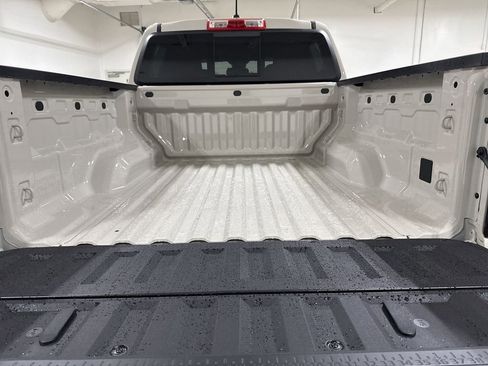 New 2026 Chevrolet Colorado Trail Boss AWD/4WD image 24