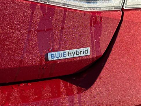 Certified 2025 Hyundai Elantra Blue image 29