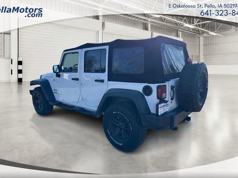Used 2015 Jeep Wrangler Unlimited Sport image 5