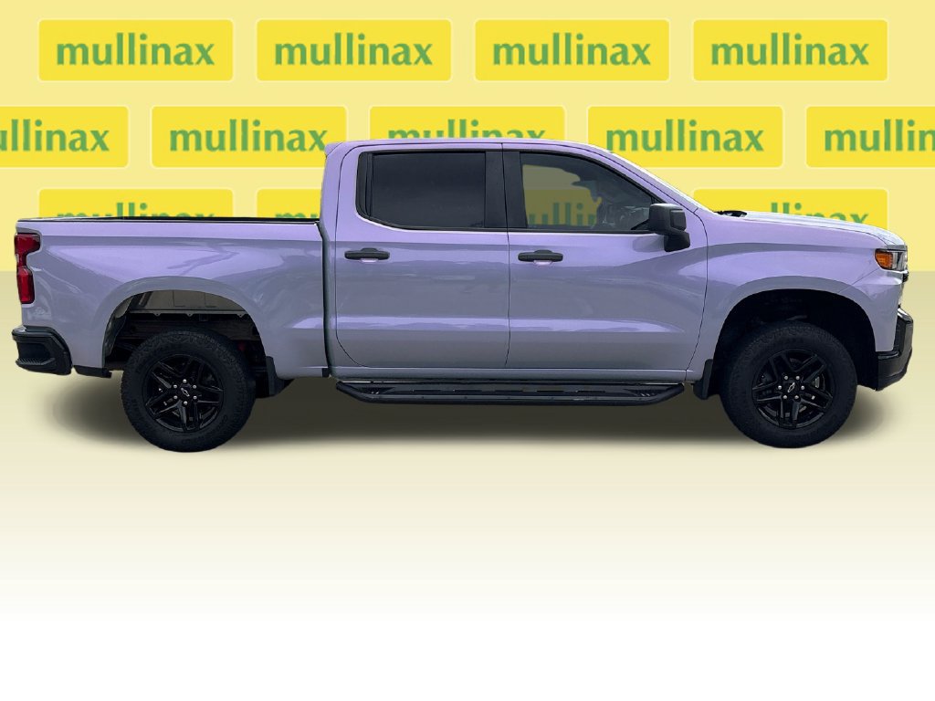Used 2019 Chevrolet Silverado 1500 Custom Trail Boss w/ Custom Convenience Package AWD/4WD image 2
